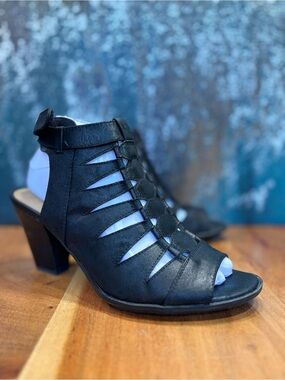 Naturalizer Talan 2010’s Boho Gladiator Black Heels 8.5M